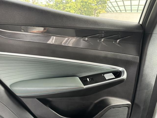 Geely Atlas thumbnail 29