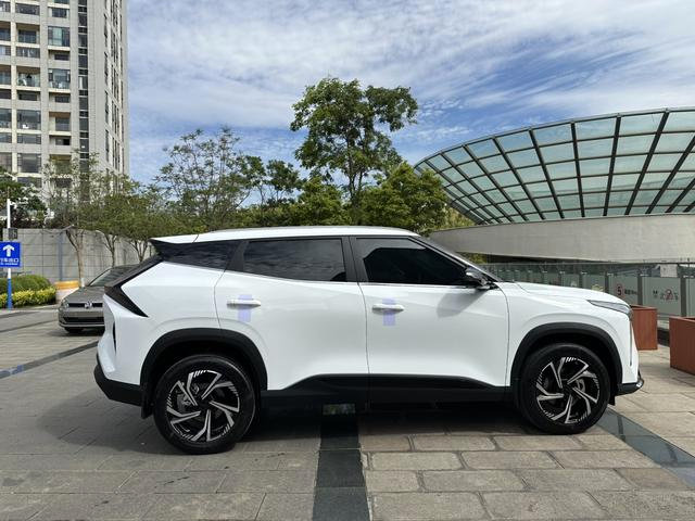 Geely Atlas thumbnail 28