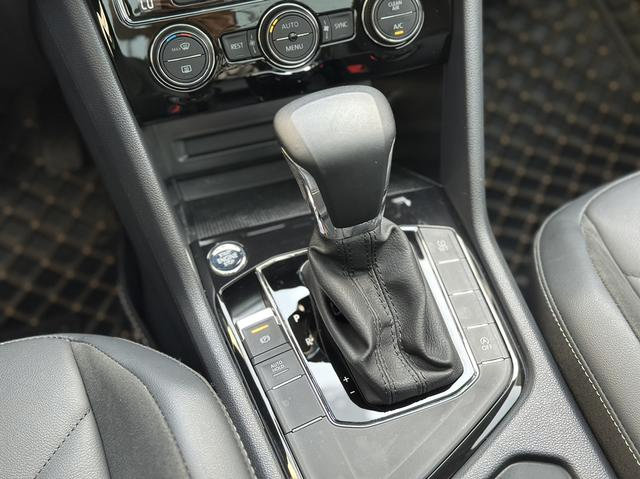 Volkswagen Tiguan L thumbnail 20